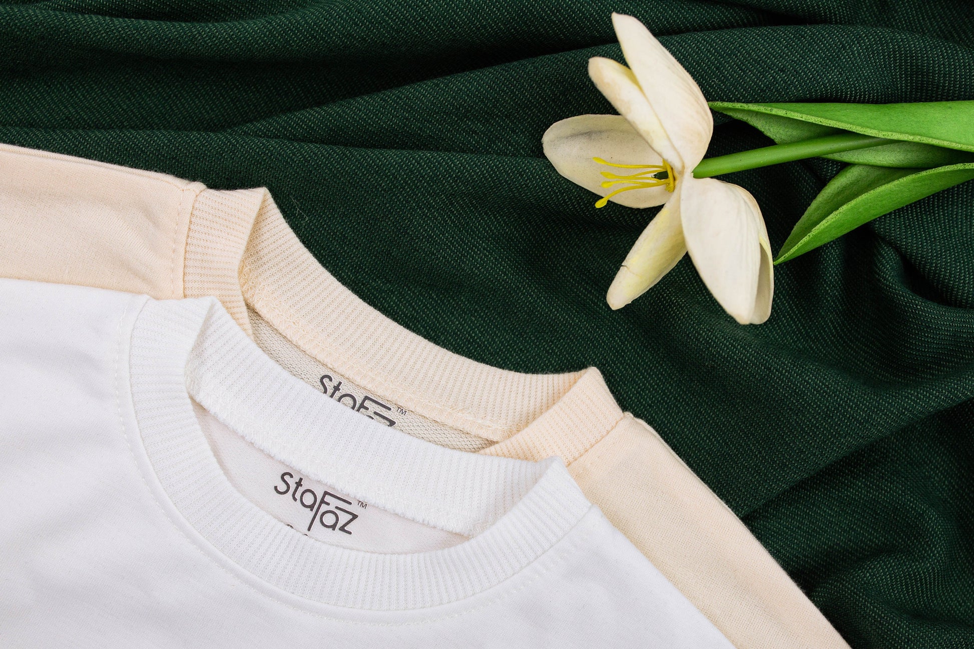 Good Vibes Only Retro Boho Baby Romper with Rainbow Flowers Vintage Summer Birthday Outfit Girls Boys Cotton Soft Infant Bodysuit Comfortable Hippie Style