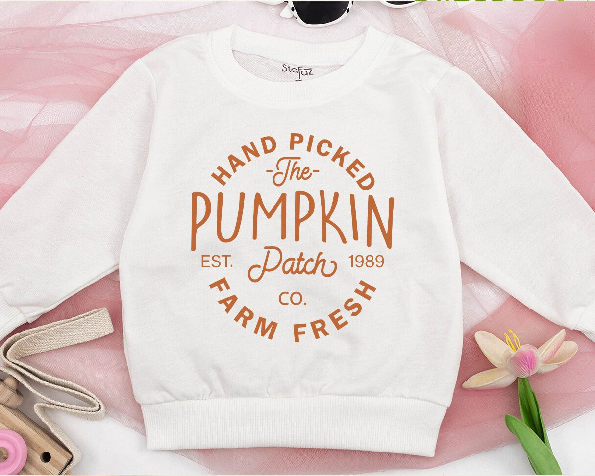 Kids' Hand Picked Pumpkin Patch Sweatshirt: Farm Fresh Fall Fun for Toddlers & Babies - Cute Pumpkin Picking Halloween & Thanksgiving Gift