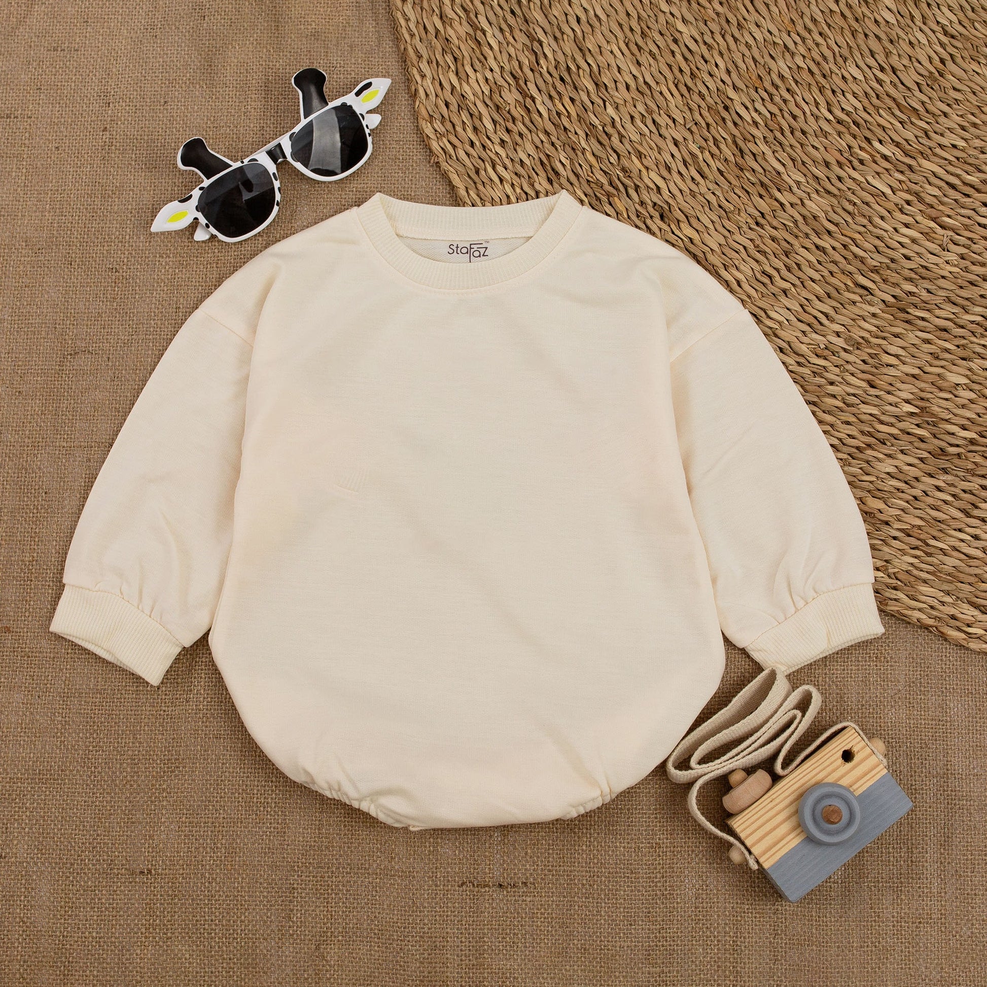 Customized Design Baby Romper Long Sleeve Bodysuit Cotton Shower Gift Coming Home Outfit Newborn Infant Announcement Bubble Modern Minimalist