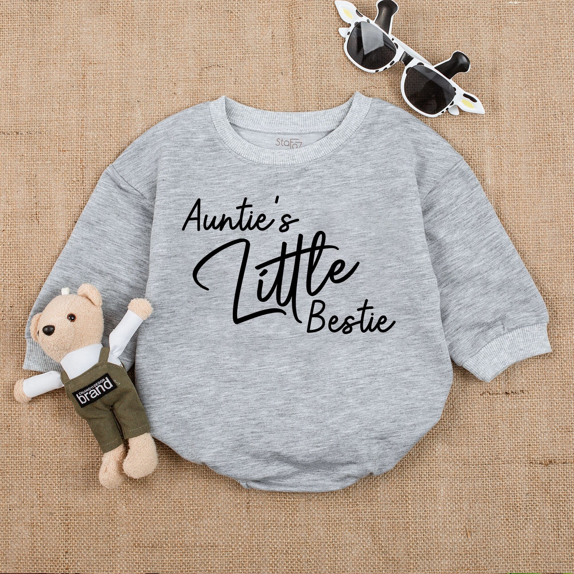 Auntie's Bestie Baby Romper Newborn Gift from Auntie Custom Baby Clothes for Newborns, Baby Girl or Boy, Baby Shower Gift
