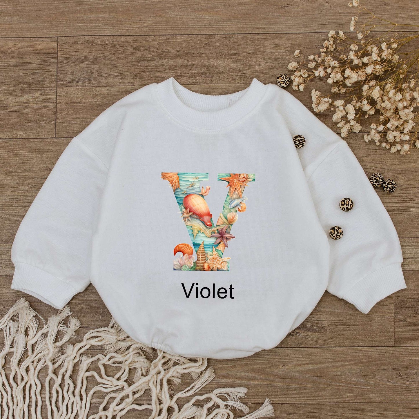 Personalized Baby Girl Initial Name Romper Soft Seashell Floral Design Bodysuit Newborn Outfit Baby Shower Gift Clothes