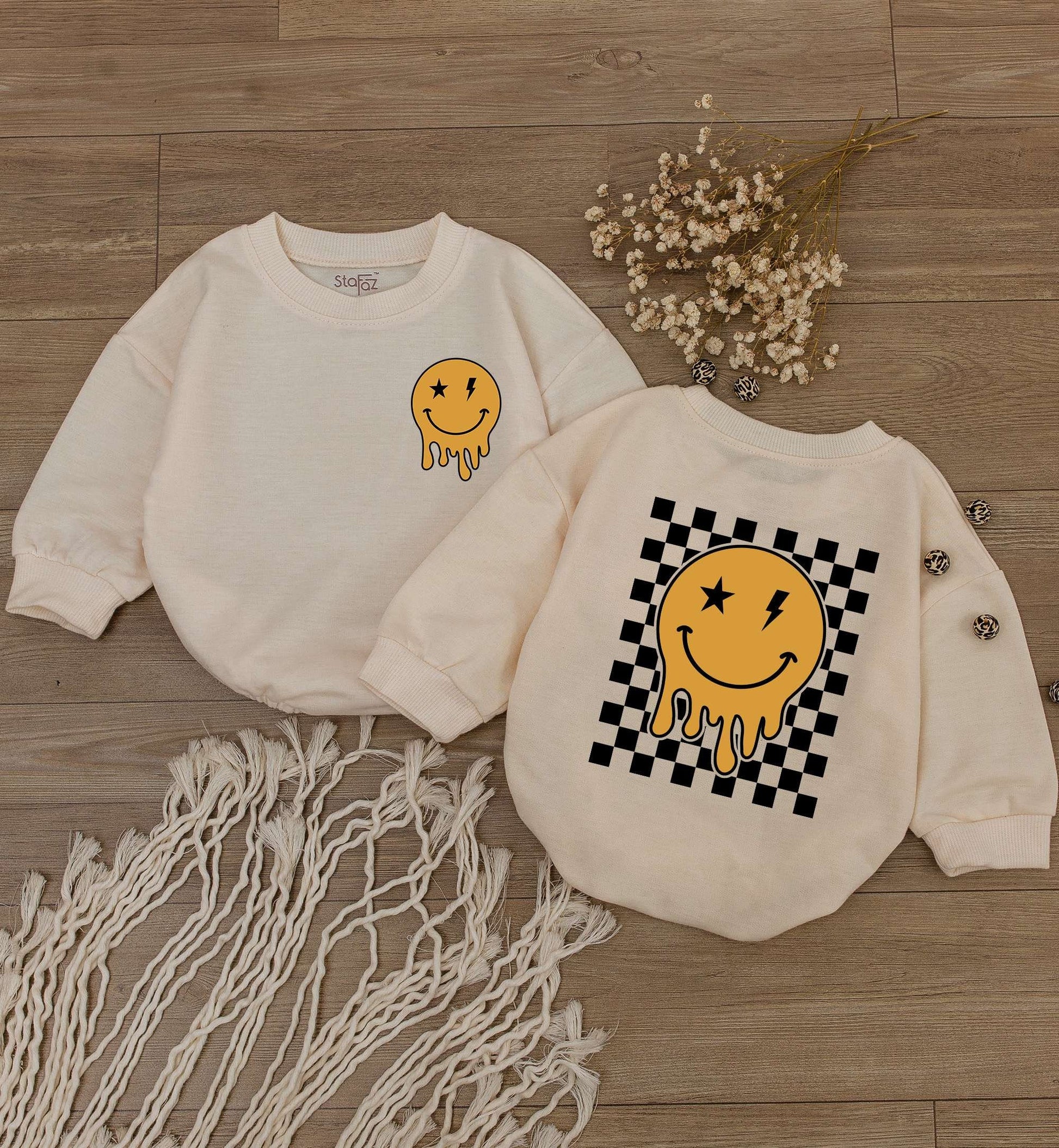 Retro Smiley Face Baby Romper Happy Face Bodysuit Cute Kids Outfit Checkered Sweatshirt Baby Shower Gift Newborn Clothes