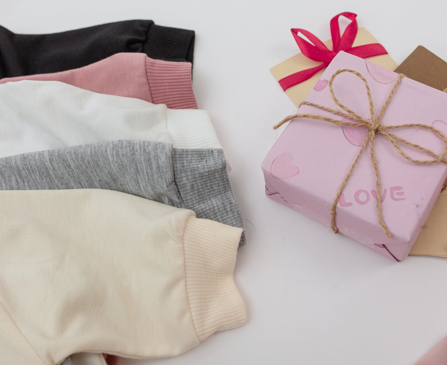 Little Bunny Baby Romper: Sweet Easter Outfit, Cute Newborn Gift, Soft Cotton Sleepsuit with Minimalist Rabbit Design, Perfect 1st Easter Outfit (137 chars)