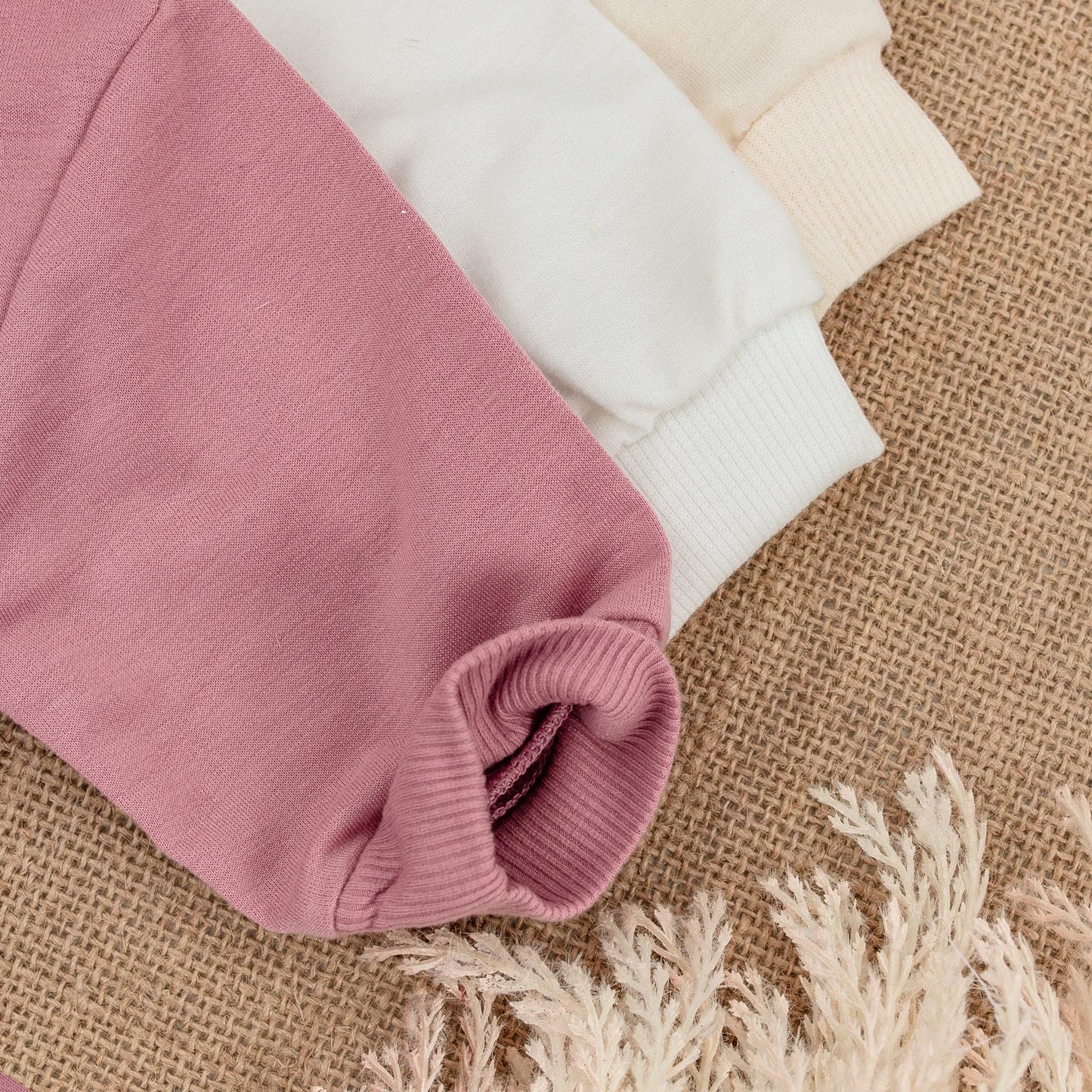 Pink Bubble Romper Bodysuit – Retro Newborn Girl Outfit & Sweater  