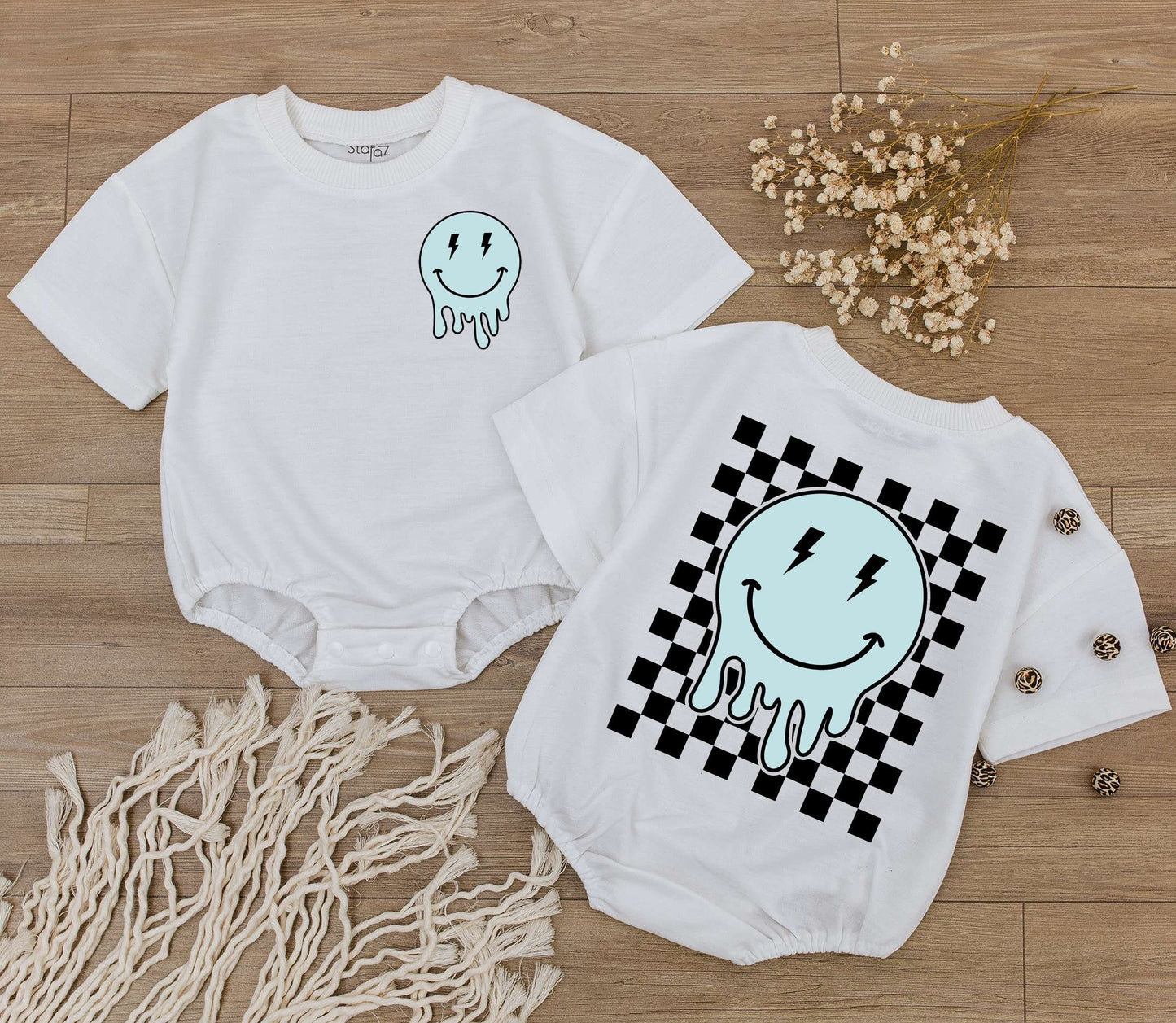 Retro Smiley Face Baby Romper Cute Checkered Bodysuit for Kids Happy Face Outfit Adorable Baby Shower Gift for Newborns Soft Cotton Toddler