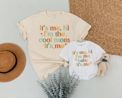 Cool Mom and Baby Matching Shirts "It's Me" Retro Mama Mini Outfit Playful Vintage Hearts Stars Birthday Gift for Mom