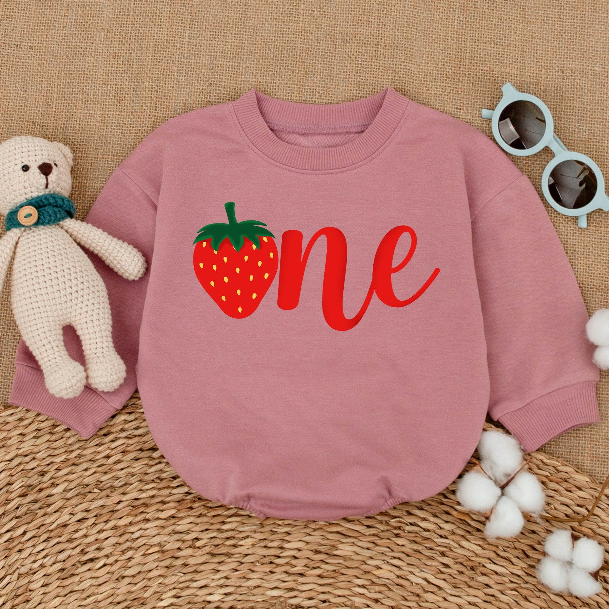 Strawberry 1st Birthday Baby Girl Romper Sweet One Outfit Smash Cake Bodysuit Soft Cotton Summer Gift for First Celebration Photo Shoot