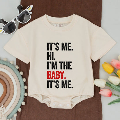 Baby 'It's Me Hi I'm The Baby' Romper Funny Family Matching Outfit Modern Red Black Stacked Text Design Comfortable Cotton Newborn Infant Gift