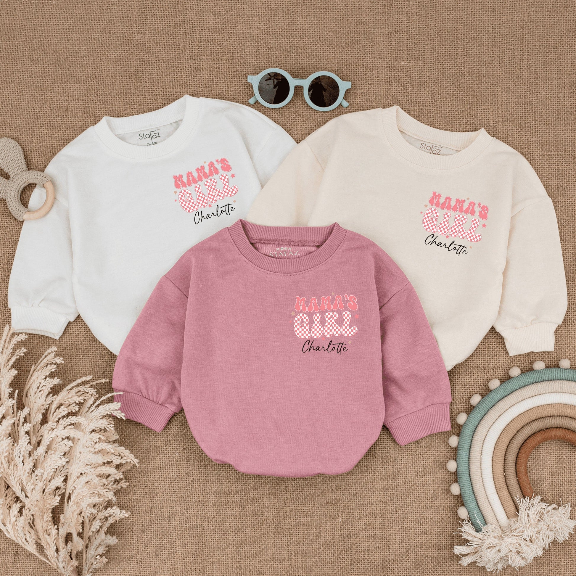 Custom Retro Pink Mama's Girl Romper In My Mom's Girl Era Baby Bodysuit with Checkered Design Yellow Stars Personalized Name 1st Mothers Day Newborn Gift