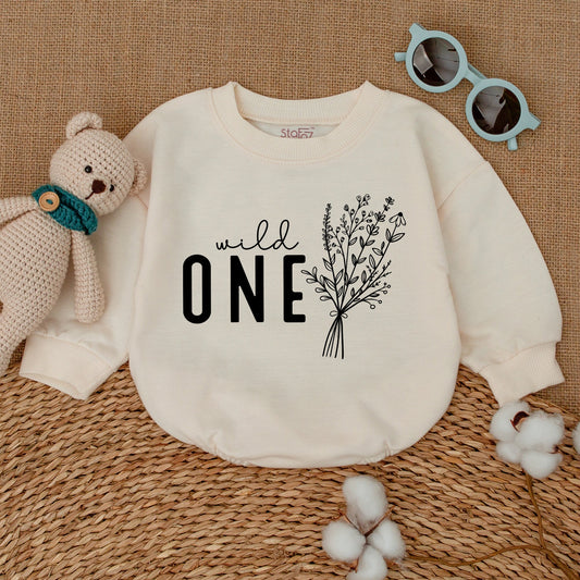 Wild One Birthday Romper for Baby Girl Wildflower Cake Smash Outfit Newborn Bubble Bodysuit Sweet Boho Baby Shower Gift Minimalist Floral Design