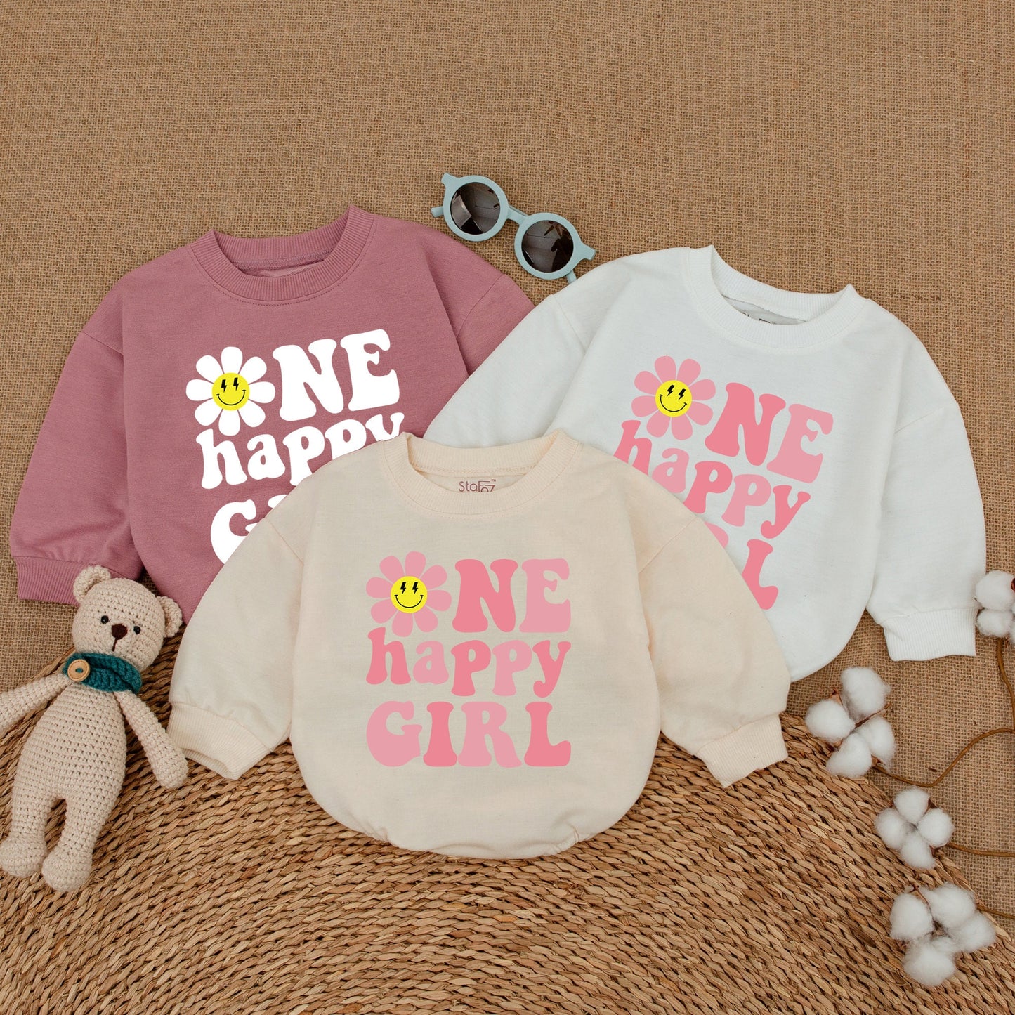 Personalized Baby Girl First Birthday Romper One Happy Girl Groovy Daisy Bodysuit Pink Smiley Face Vintage Celebration Outfit Gift