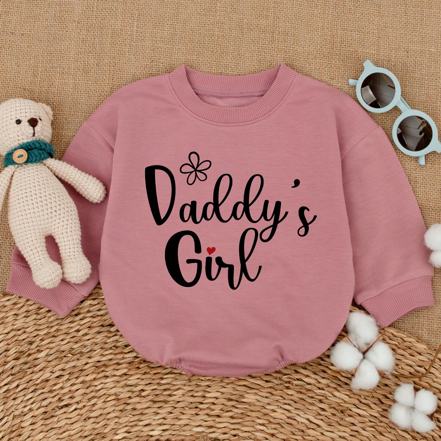 Daddy's Girl Baby Romper Bodysuit Father's Day Outfit Newborn Girl Shower Gift Sweet Design Black Cursive Flower Red Heart Dot