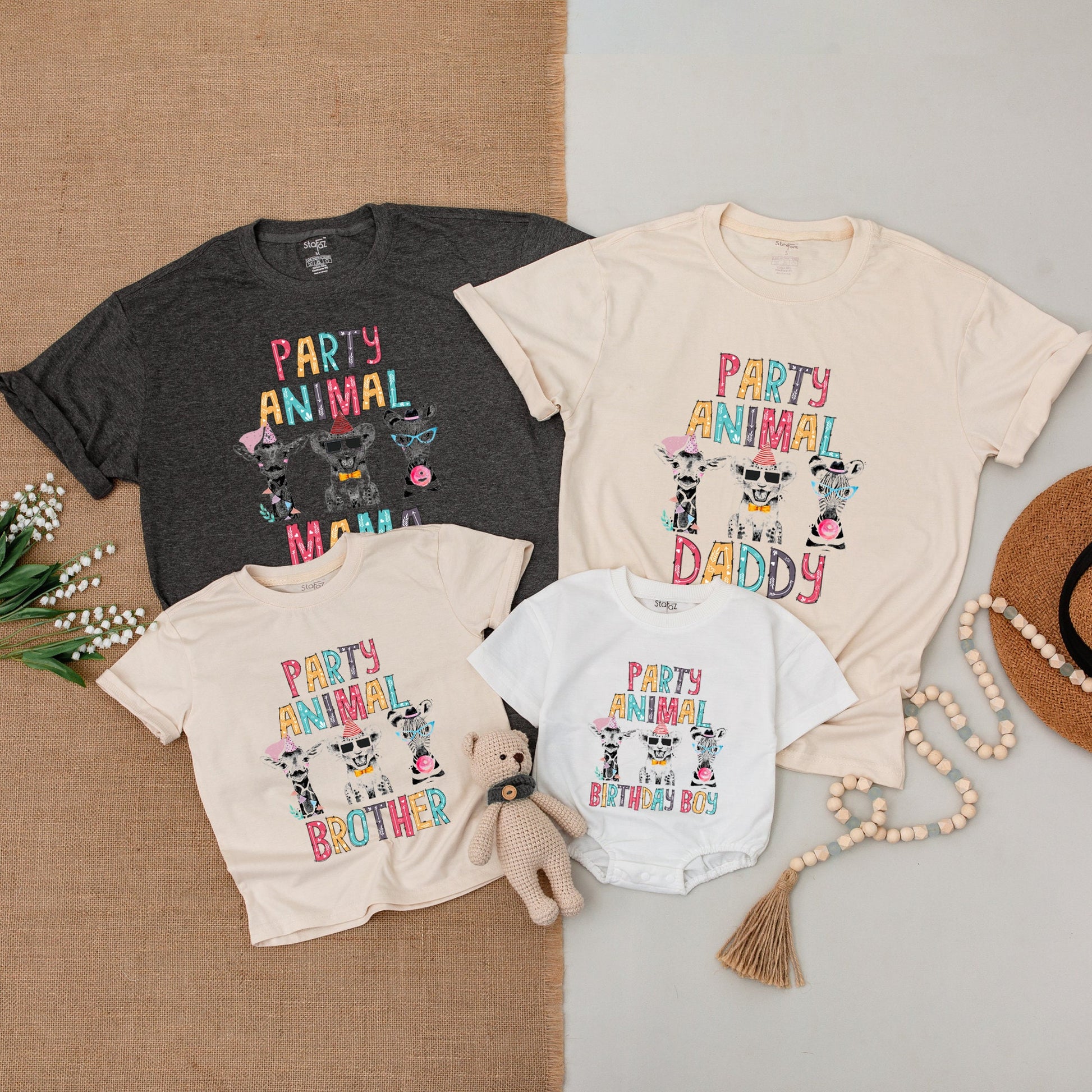 Party Animal Birthday Family Matching Shirts Rompers with Wild Safari Zoo Animals Colorful Cartoon Playful Design for Parents Kids