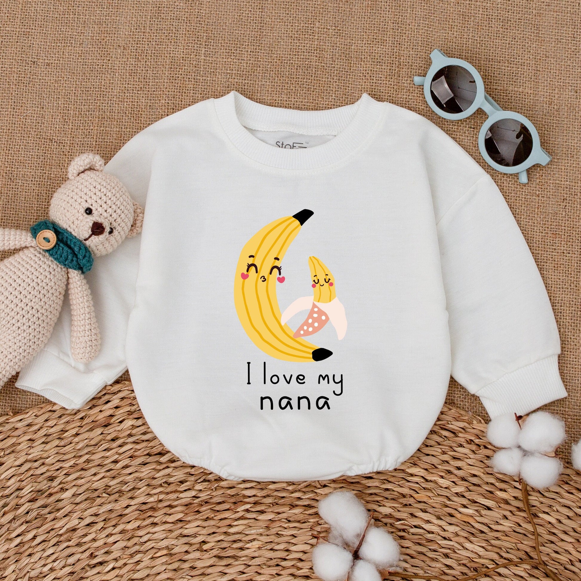 I Love My Nana Baby Romper Cute Grandbaby Bodysuit Funny Outfit Newborn Baby Announcement Gift Soft Cotton Bubble Romper First Grandchild Coming Home