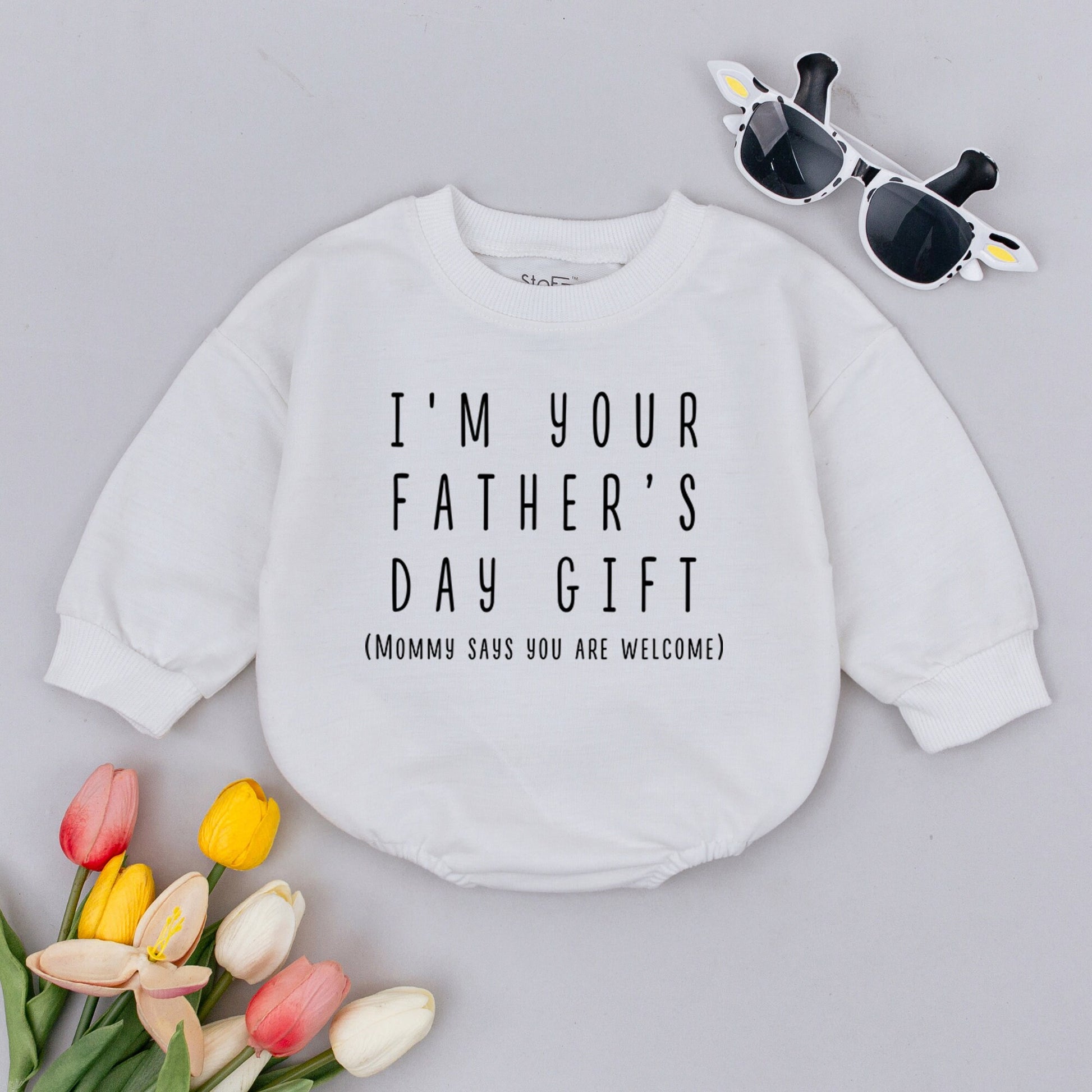 I'm Your Father's Day Gift Baby Romper, Pregnancy Announcement Bodysuit for New Dads, Celebrating First Fathers Day Baby Outfit Newborn Clothes