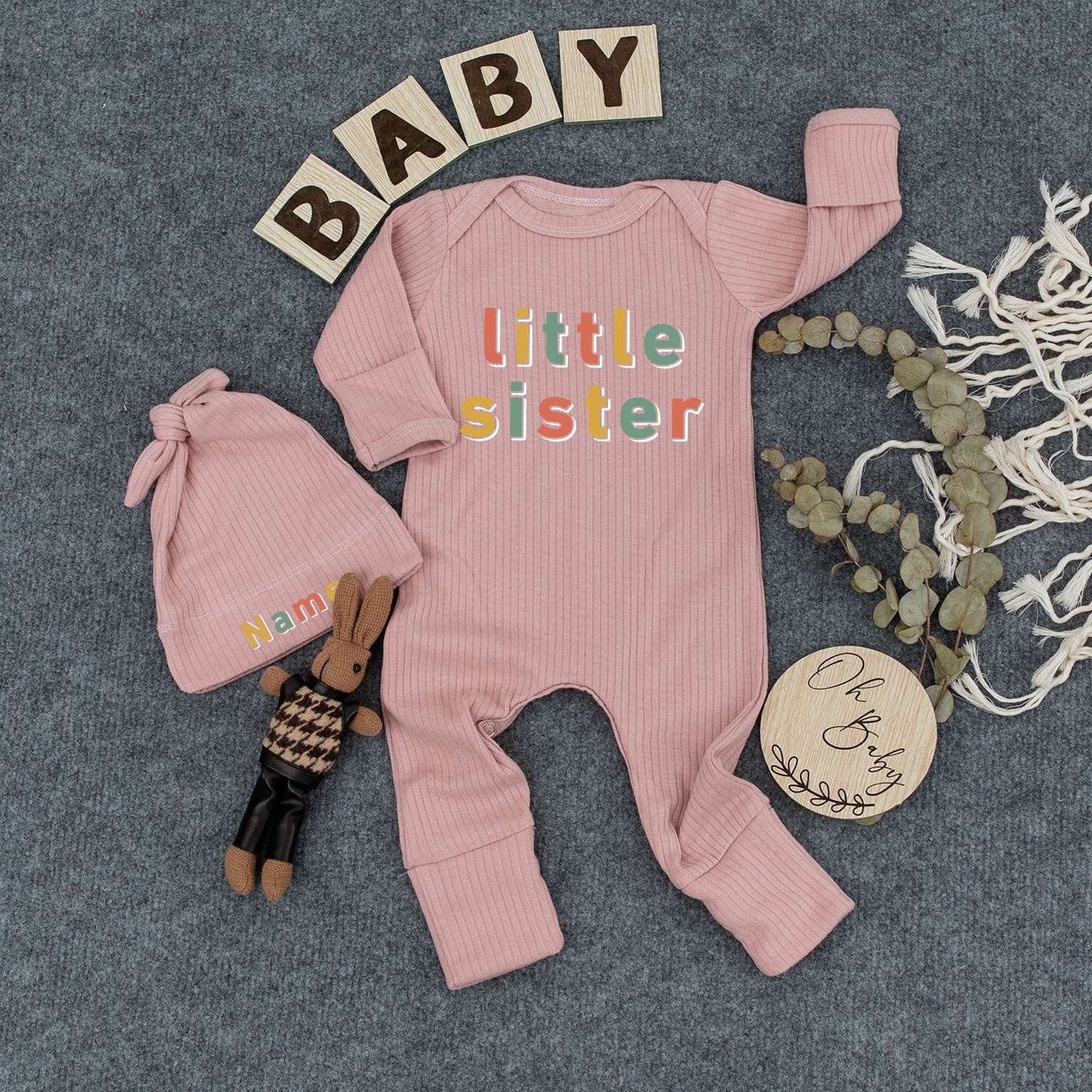 Custom Little Sister Bodysuit & Sophia Beanie Retro Vintage Baby Sleepsuit Outfit Cute Girl Going Home Gift Keepsake Funny Clothes