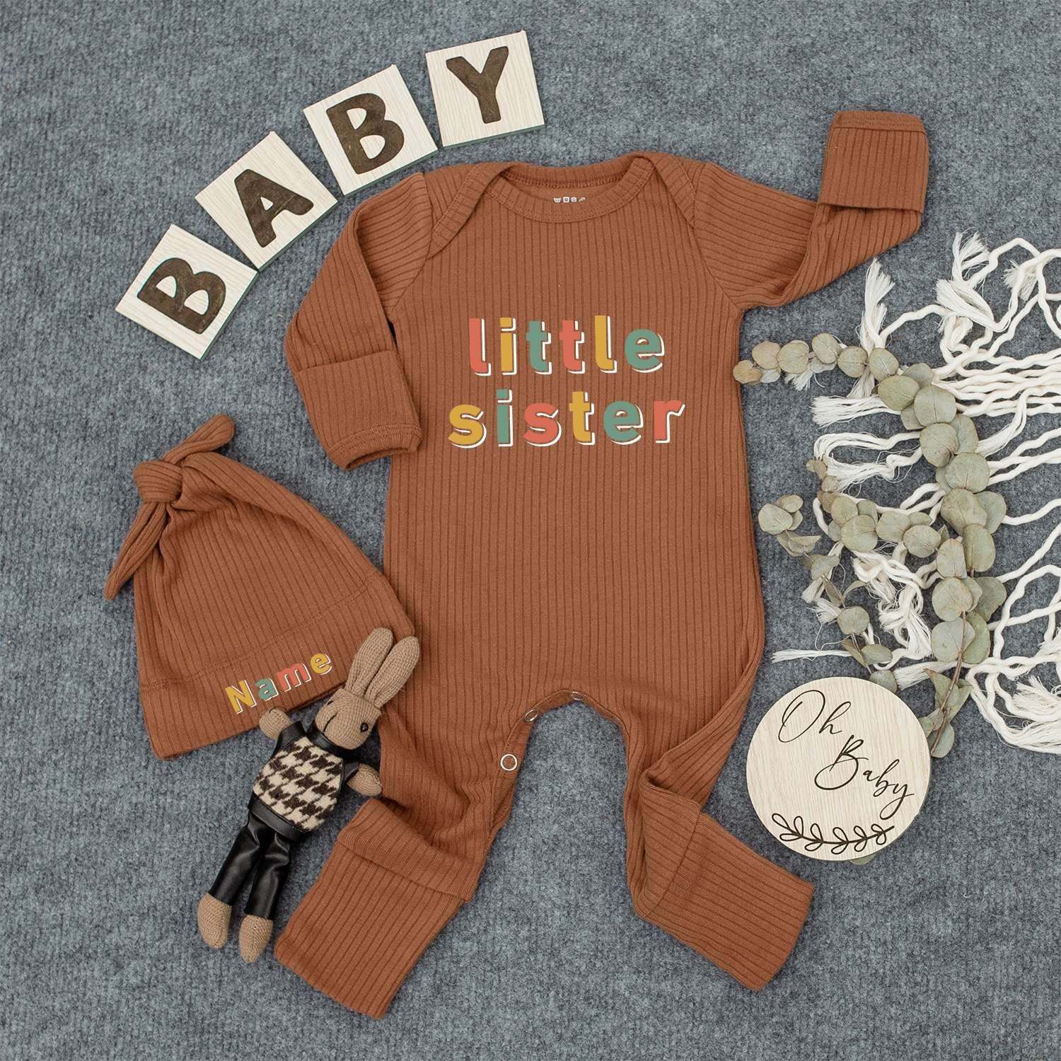 Custom Little Sister Bodysuit & Sophia Beanie Retro Vintage Baby Sleepsuit Outfit Cute Girl Going Home Gift Keepsake Funny Clothes