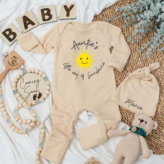 Personalized Auntie's Little Ray of Sunshine Baby Bodysuit and Hat Set with Maria Name Cute Yellow Sun Newborn Coming Home Outfit Gift