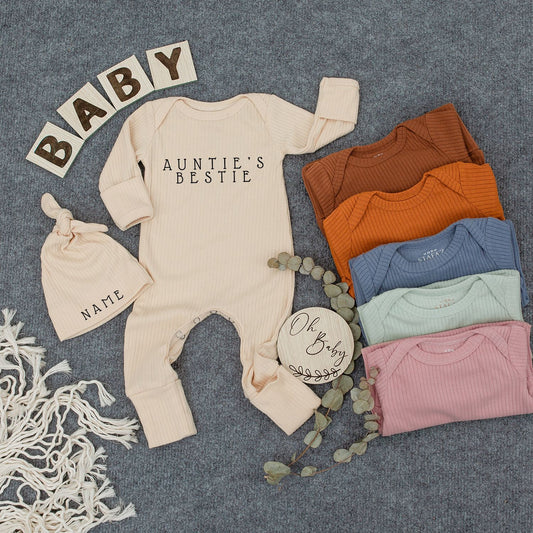 Custom Auntie's Bestie Baby Bodysuit and Hat Set Newborn Romper with Name Minimalist Modern Boho Infant Girl New Aunt Gift Outfit