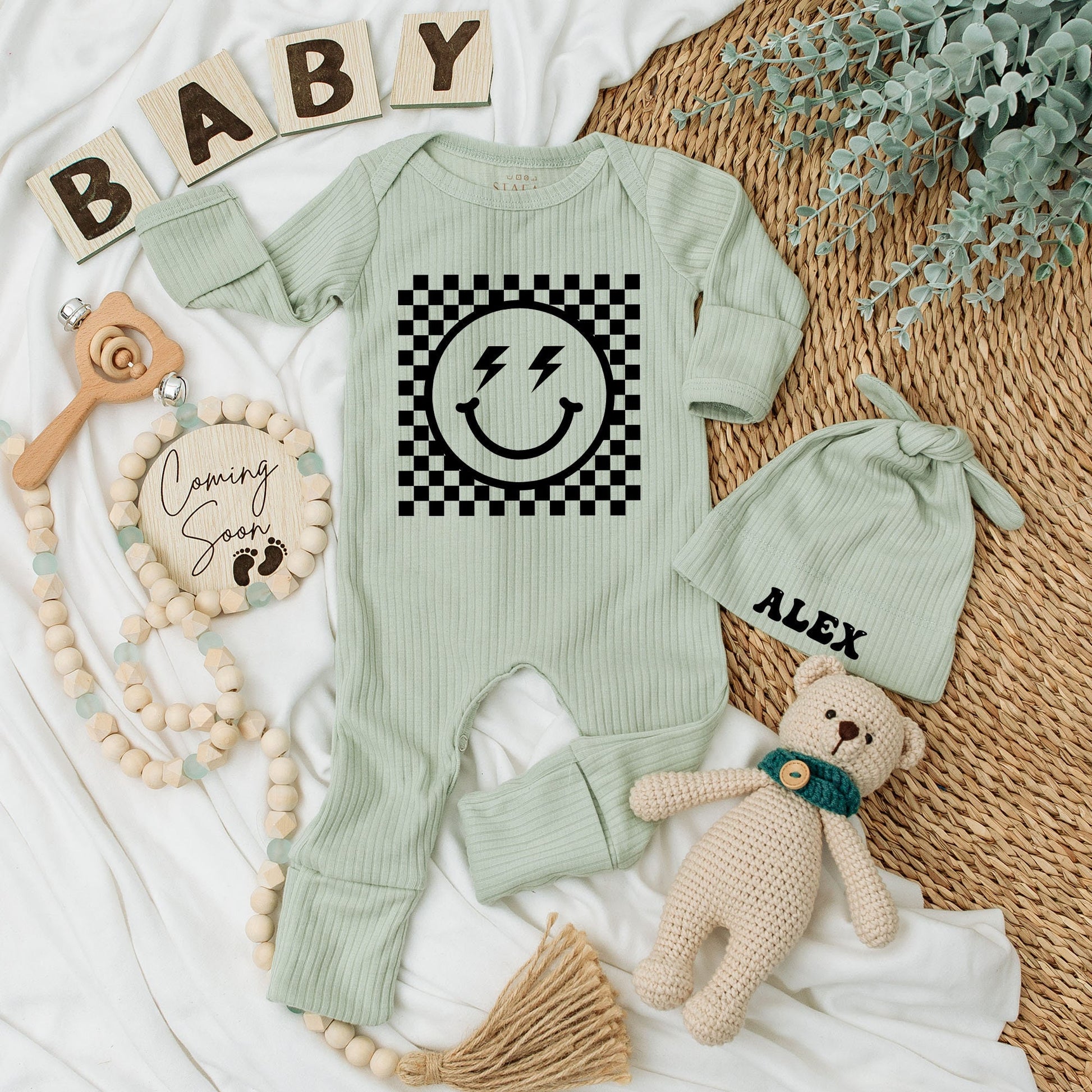 Personalized Baby Bodysuit and Hat Set Custom Name Retro Smiley Face Checkerboard Design Newborn Outfit Boys Girls Baby Shower Gift