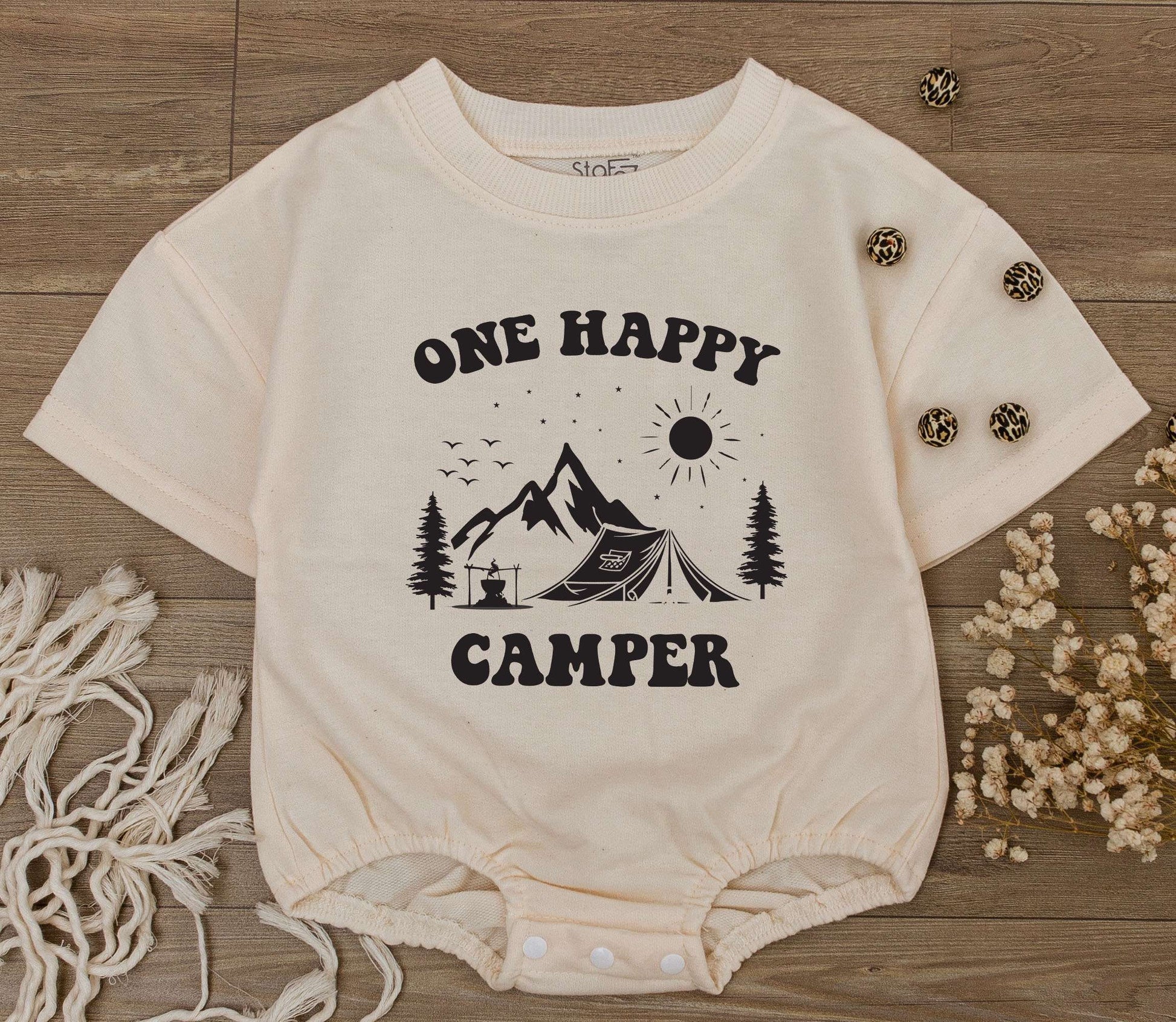 One Happy Camper Baby Romper Toddler Outfit Vintage Outdoorsy Birthday Gift Black Print Mountain Tent Design Soft Cotton Summer Adventure Clothes Little Explorer