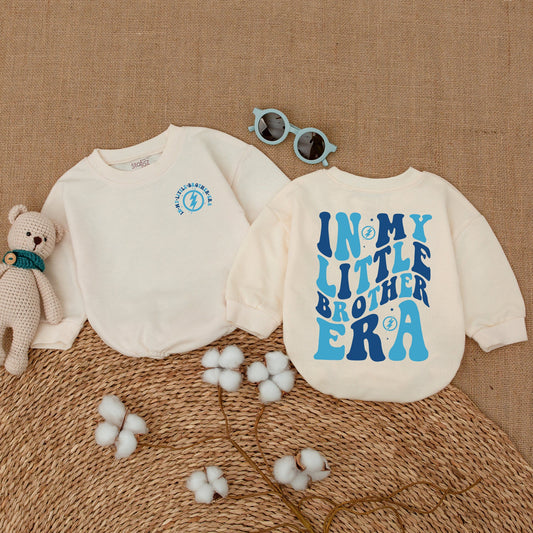 In My Little Brother Era Romper Baby Boy Retro Wavy Blue Text Star Bodysuit Newborn Bubble Outfit Lil Brother Shower Gift
