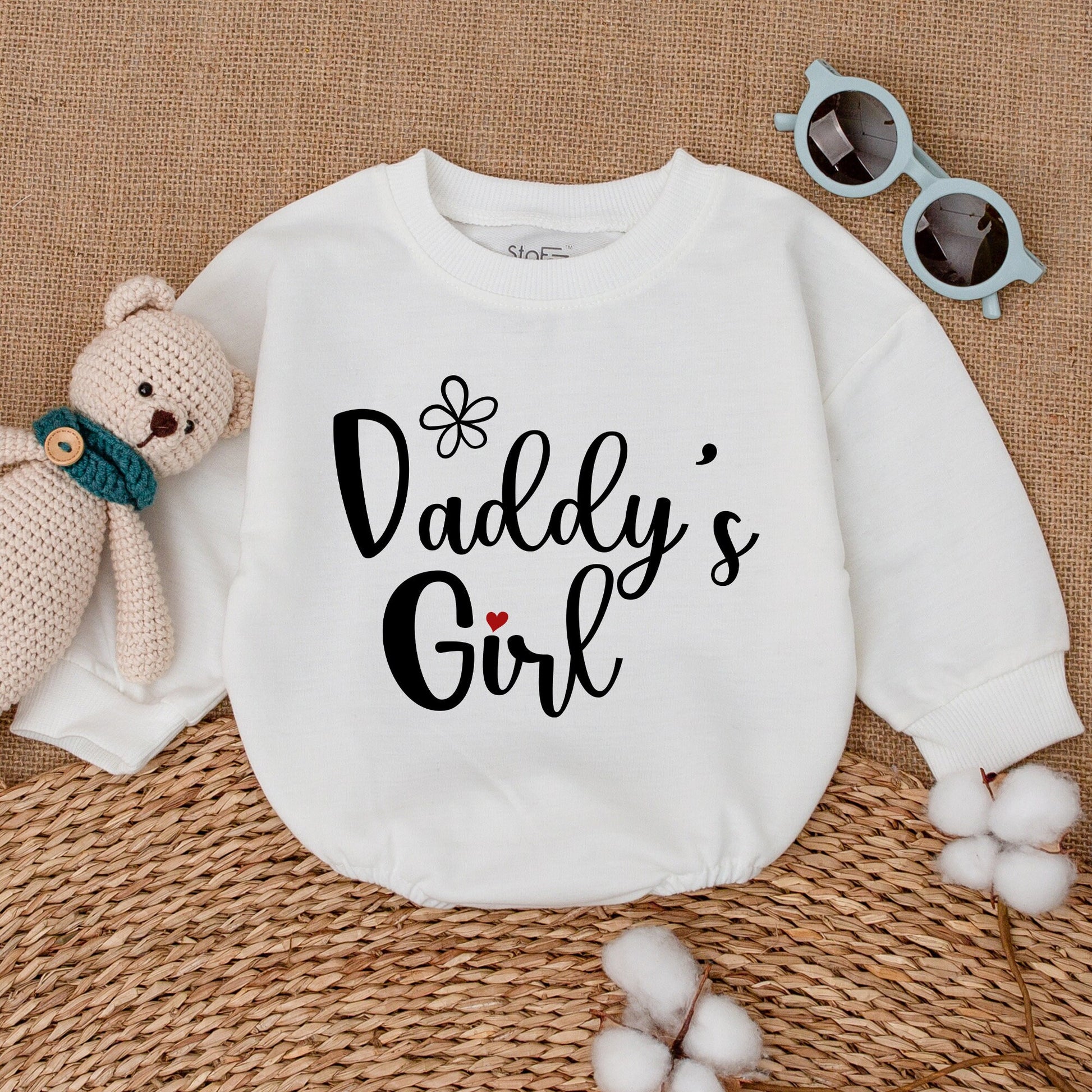 Daddy's Girl Baby Romper Bodysuit Father's Day Outfit Newborn Girl Shower Gift Sweet Design Black Cursive Flower Red Heart Dot