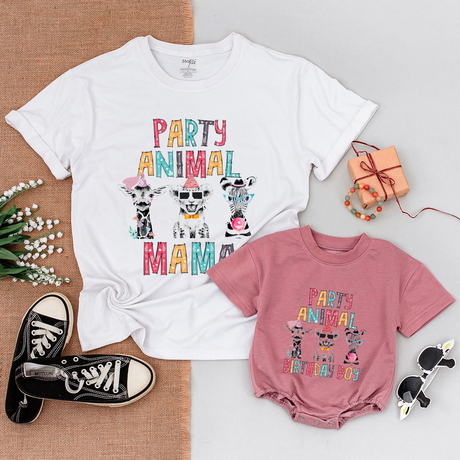 Party Animal Birthday Family Matching Shirts Rompers with Wild Safari Zoo Animals Colorful Cartoon Playful Design for Parents Kids