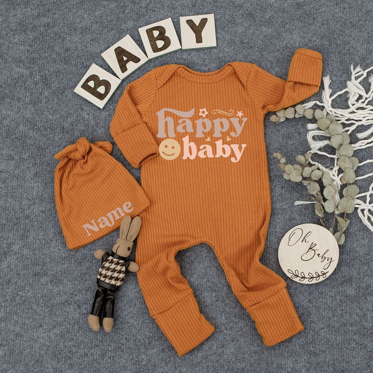 Personalized Retro Happy Baby Bodysuit and Hat Set with Smiling Face Icon Brown Peach Design Starbursts Custom Name Newborn Gift