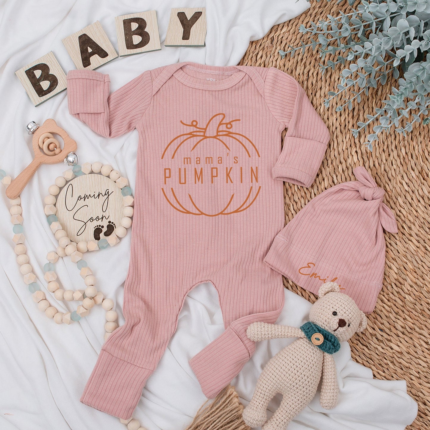 Mama's Pumpkin Baby Bodysuit and Hat Set Newborn Fall Long Sleeve Outfit Clean Minimalist Pumpkin Graphic Baby Shower Gift Announcement