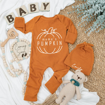 Mama's Pumpkin Baby Bodysuit and Hat Set Newborn Fall Long Sleeve Outfit Clean Minimalist Pumpkin Graphic Baby Shower Gift Announcement