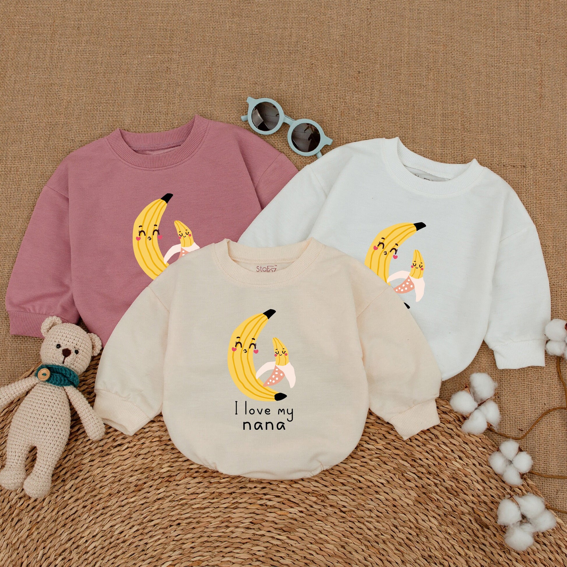 I Love My Nana Baby Romper Cute Grandbaby Bodysuit Funny Outfit Newborn Baby Announcement Gift Soft Cotton Bubble Romper First Grandchild Coming Home