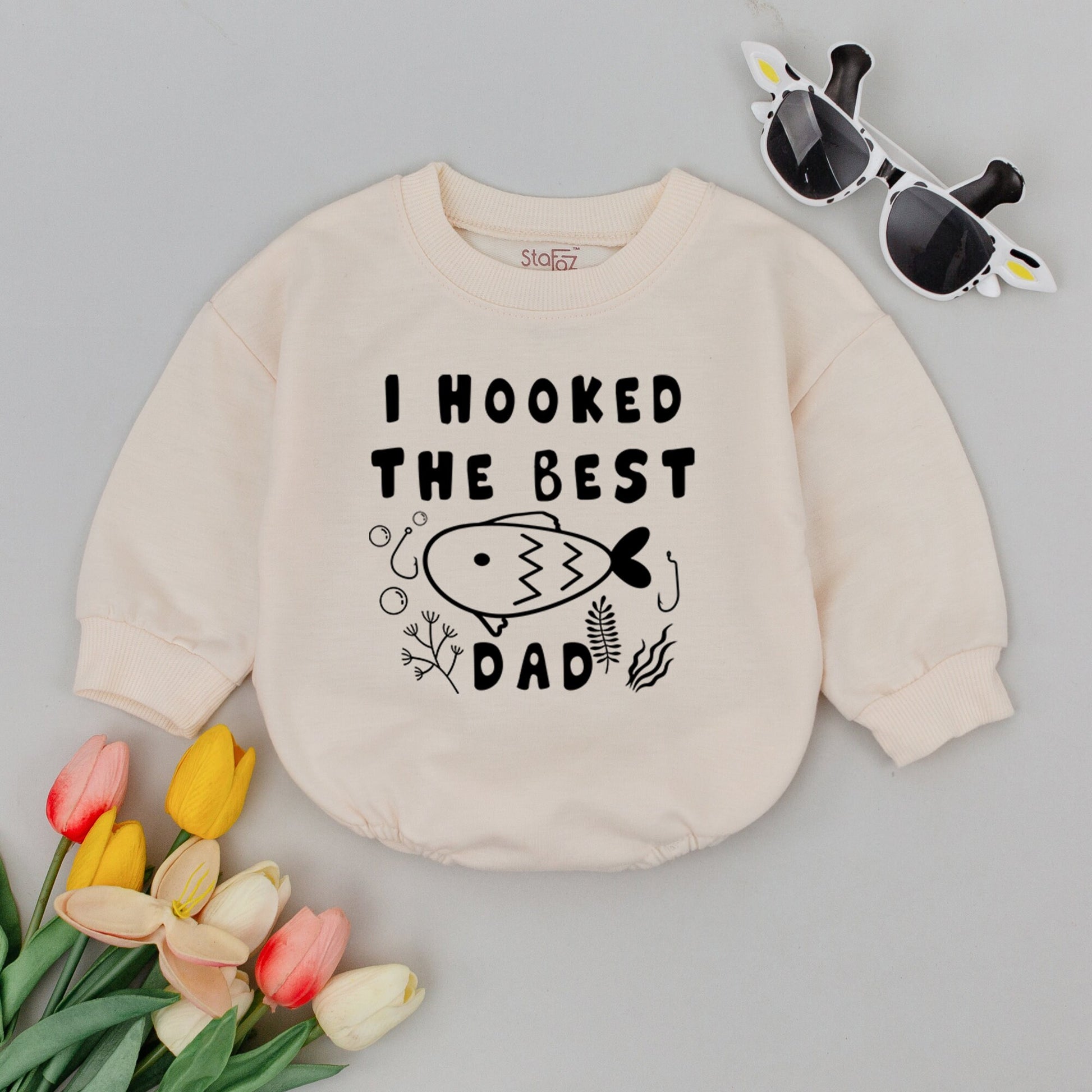 I Hooked The Best Dad Baby Romper Fishing Newborn Outfit Adorable Cartoon Fish Design Bubble Seaweed Print White Soft Cotton Bodysuit Shower Gift