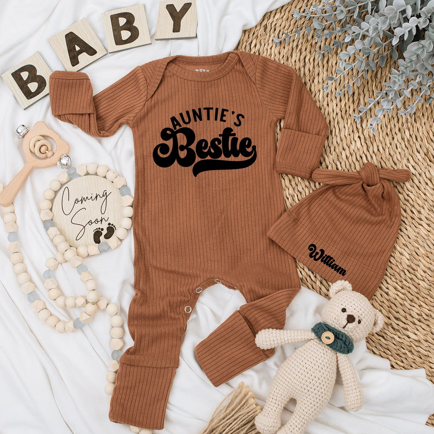 Personalized Auntie's Bestie Retro Baby Bodysuit Hat Set William Newborn Gift Shower Coming Home Long Sleeve Outfit