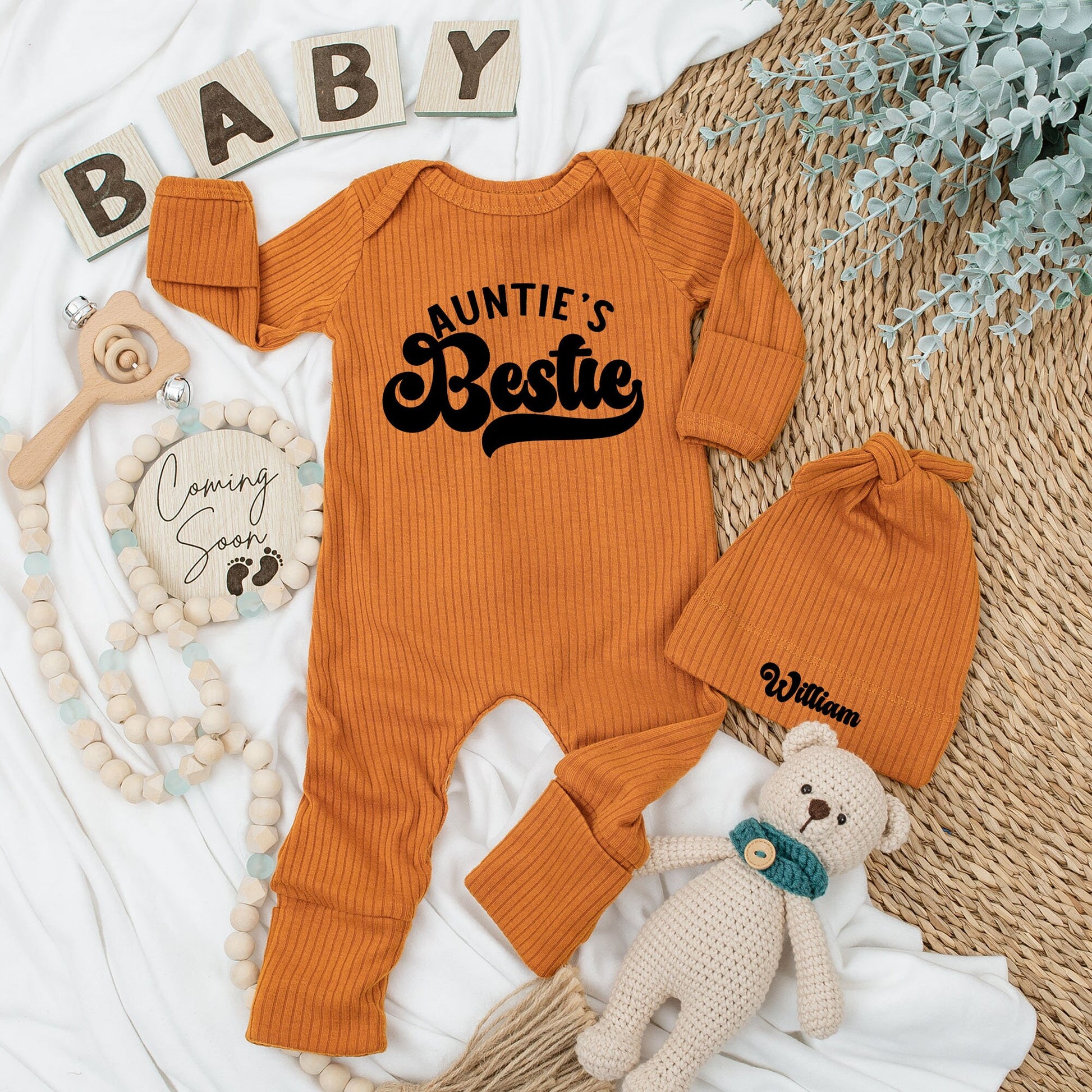 Personalized Auntie's Bestie Retro Baby Bodysuit Hat Set William Newborn Gift Shower Coming Home Long Sleeve Outfit