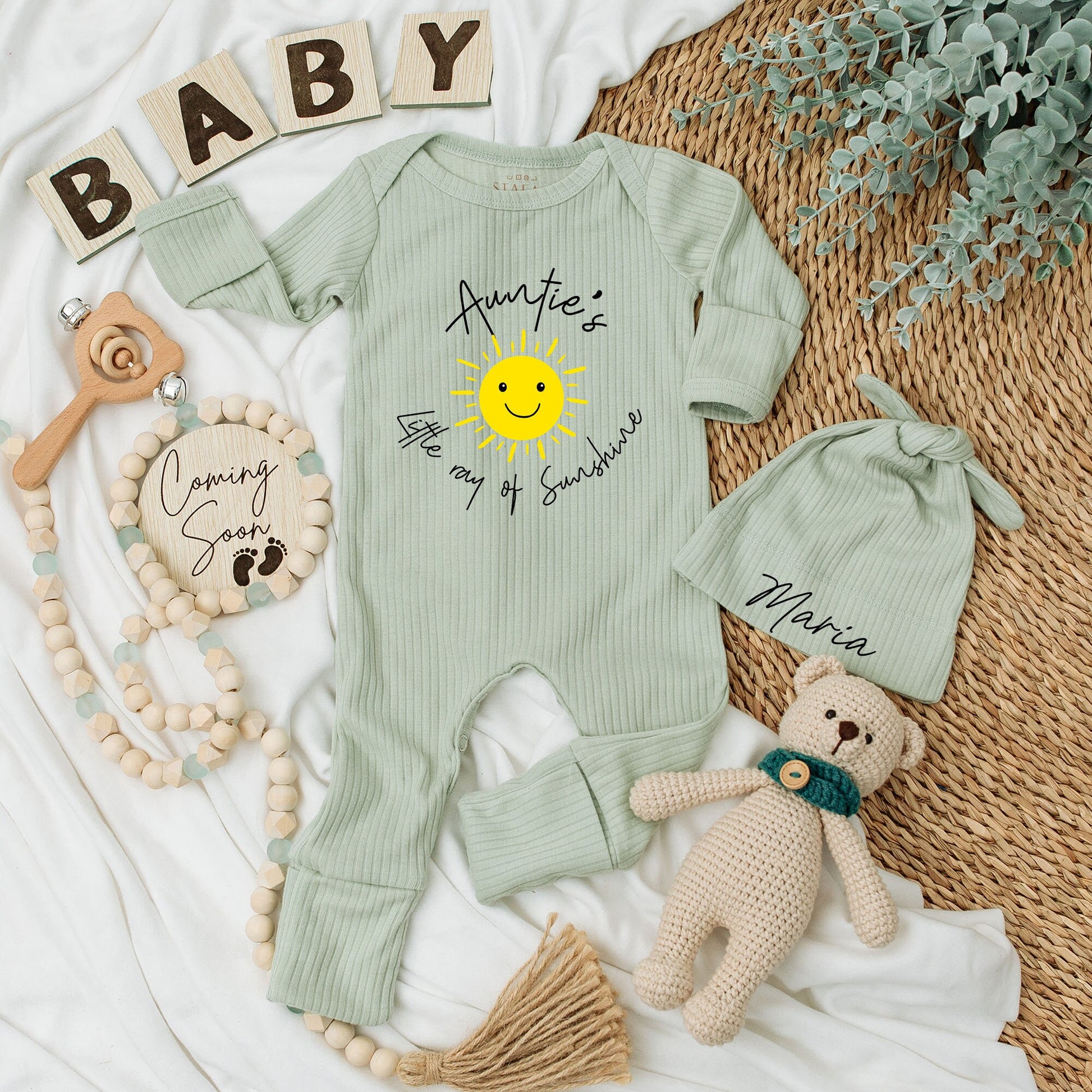 Personalized Auntie's Little Ray of Sunshine Baby Bodysuit and Hat Set with Maria Name Cute Yellow Sun Newborn Coming Home Outfit Gift