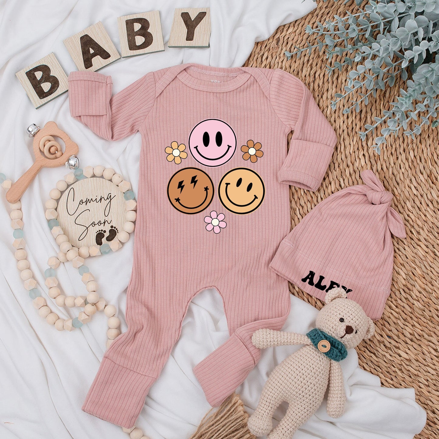 Personalized Baby Bodysuit & Hat Set Groovy Smiley Face Floral Design Alex Name Retro Birthday Shower Newborn Coming Home Outfit Baby Girl Clothes