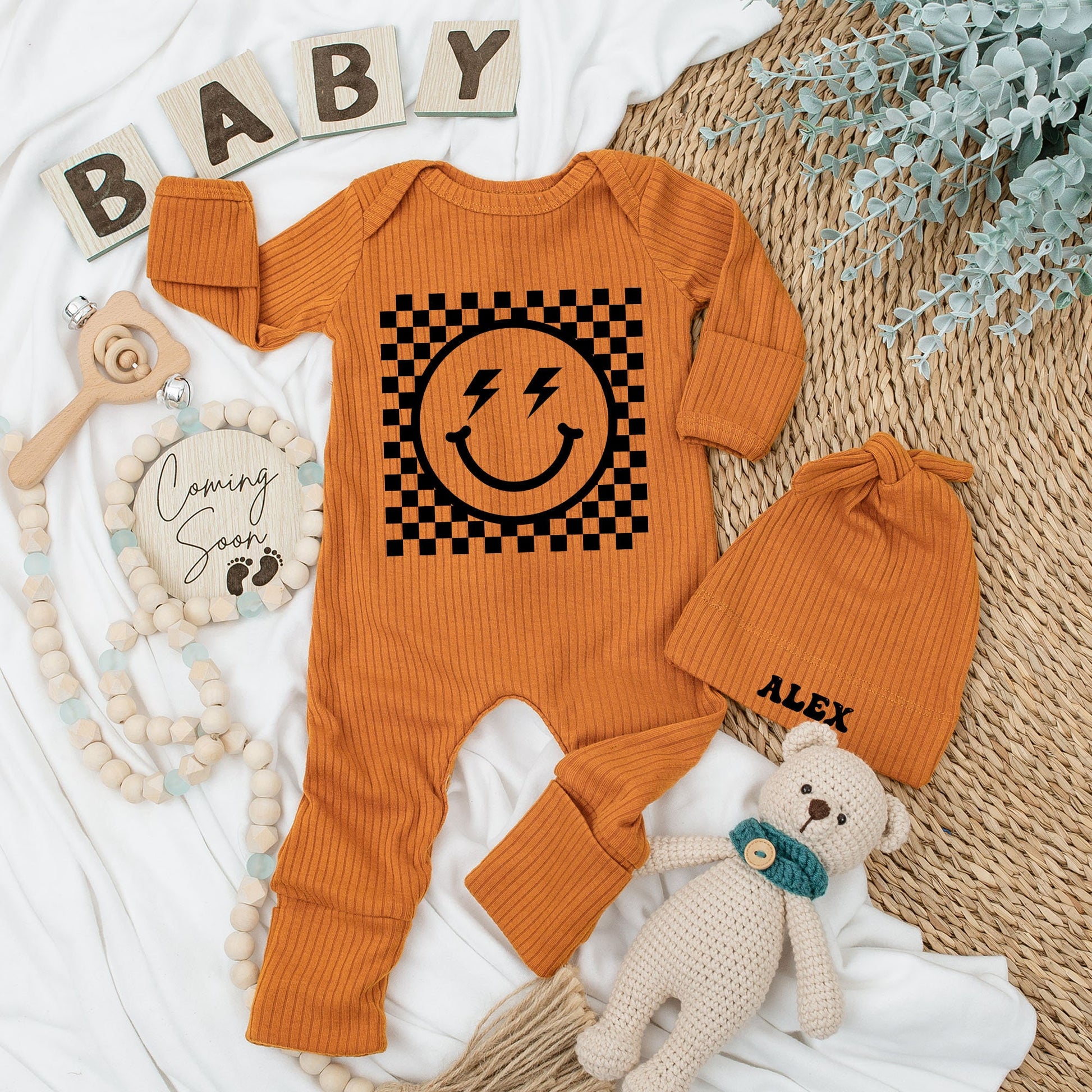 Personalized Baby Bodysuit and Hat Set Custom Name Retro Smiley Face Checkerboard Design Newborn Outfit Boys Girls Baby Shower Gift