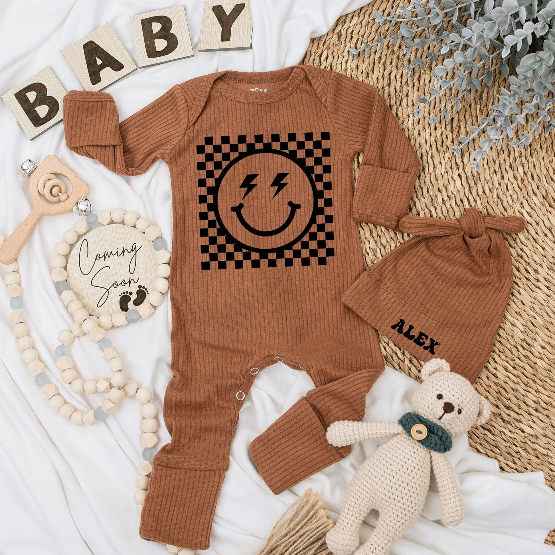 Personalized Baby Bodysuit and Hat Set Custom Name Retro Smiley Face Checkerboard Design Newborn Outfit Boys Girls Baby Shower Gift