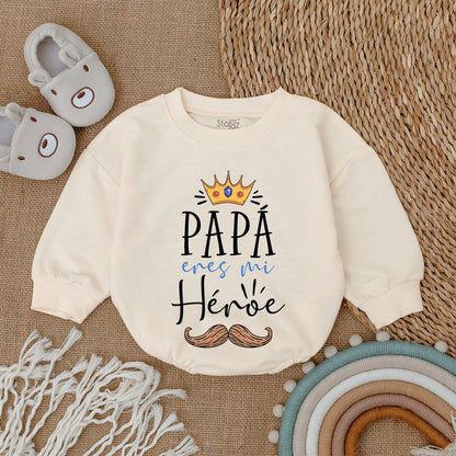 Papá eres mi Héroe" Spanish Romper Baby Bodysuit Cute Father's Day Gift Daddy and Me Outfit for Infant Girl Boy with Modern Crown Mustache Design Playful Cotton