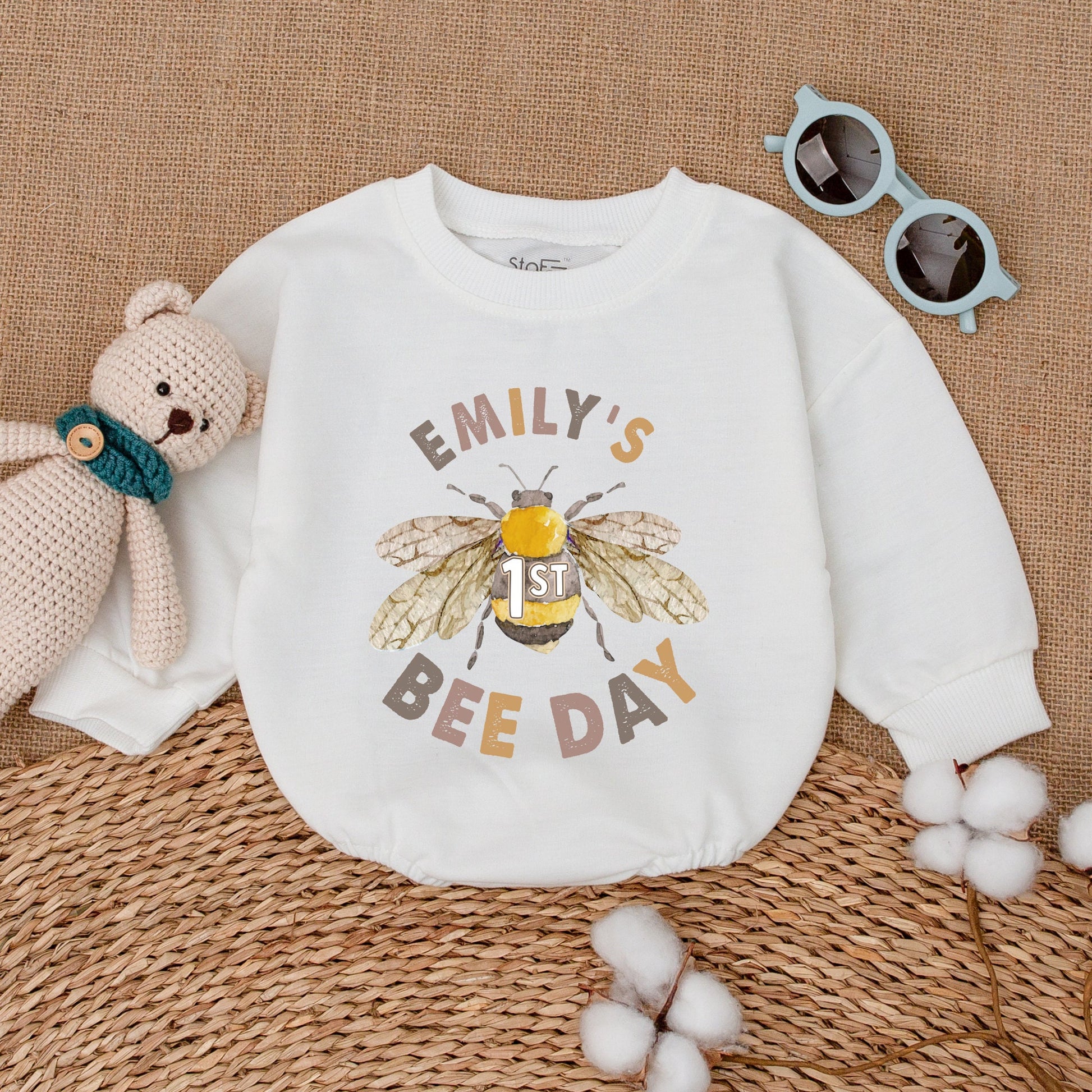 Personalized First Bee Day Birthday Romper for Baby Girl, Emily's Bee Day Outfit, Watercolor Honeybee Gold Smash Cake Bodysuit