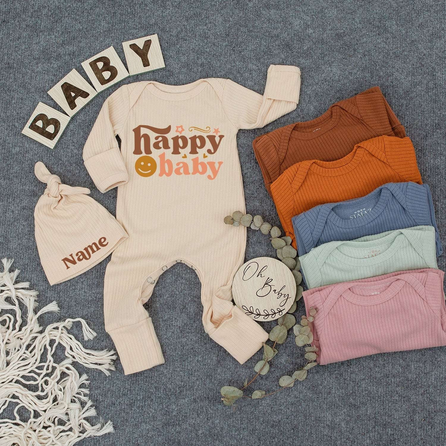 Personalized Retro Happy Baby Bodysuit and Hat Set with Smiling Face Icon Brown Peach Design Starbursts Custom Name Newborn Gift