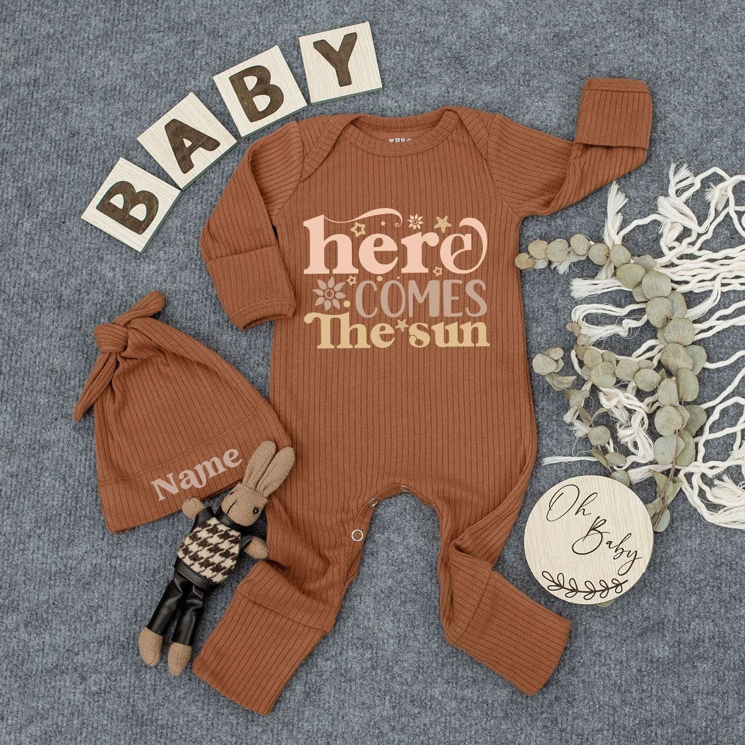 Here Comes The Sun Retro Baby Bodysuit and Hat Set Newborn Infant Outfit Playful 70s Orange Tan Sunburst Floral Graphics New Mom Gift Funny Romper