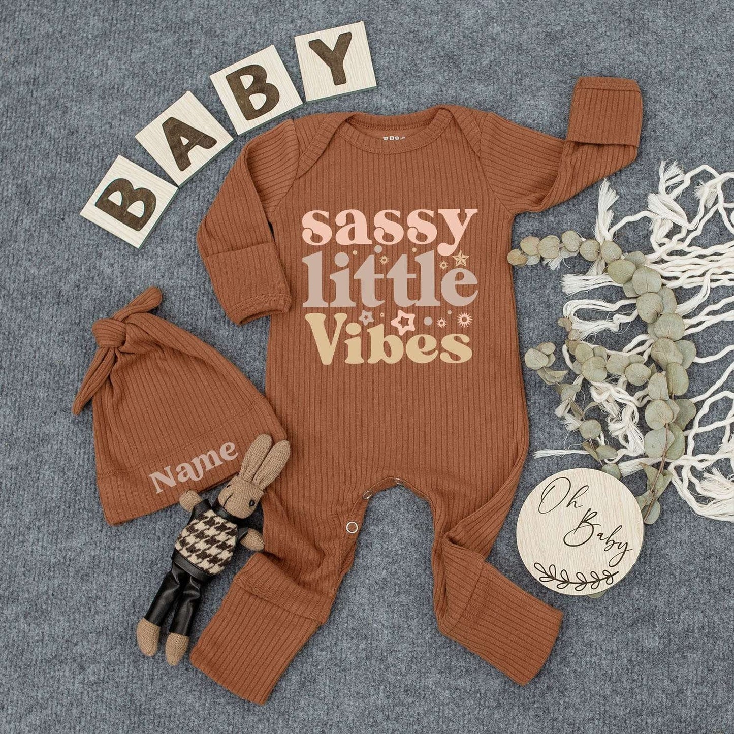 Sassy Little Vibes Baby Bodysuit Hat Set Personalized Retro Style Newborn Outfit Funny Infant Sleepsuit Brown Reddish Gold Star Dot