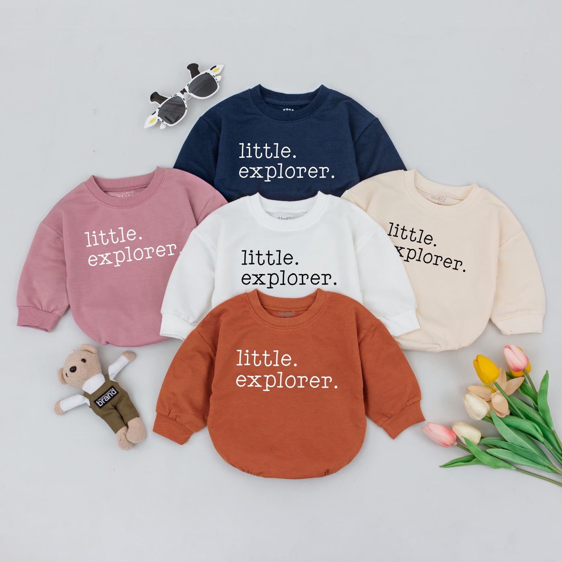 Little Explorer Baby Romper Gender Neutral Adventure Outfit with Minimalist White Text Design Oversized Summer Bodysuit for First Trip Journey