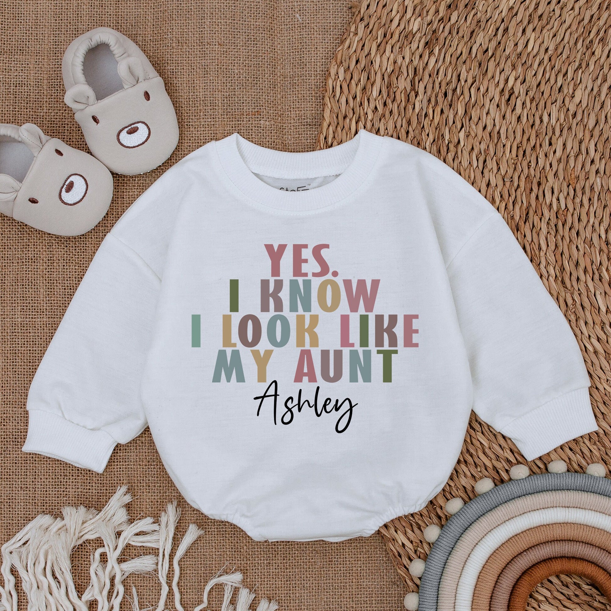 Custom Auntie Baby Romper "I Look Like My Aunt" Modern Playful Text Ashley Pink Green Teal Newborn Infant Gift Pregnancy Announcement Clothes