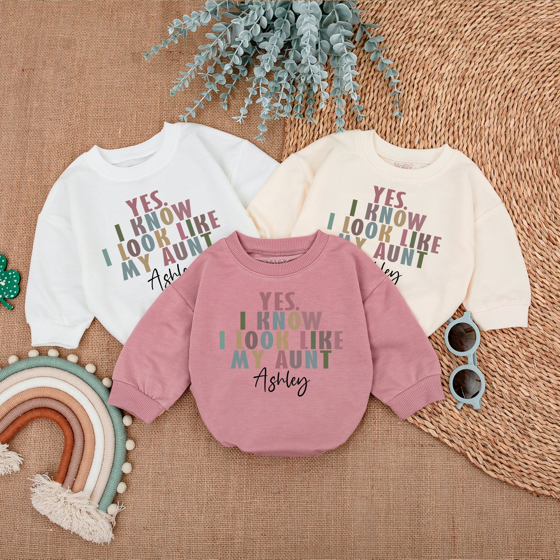 Custom Auntie Baby Romper "I Look Like My Aunt" Modern Playful Text Ashley Pink Green Teal Newborn Infant Gift Pregnancy Announcement Clothes