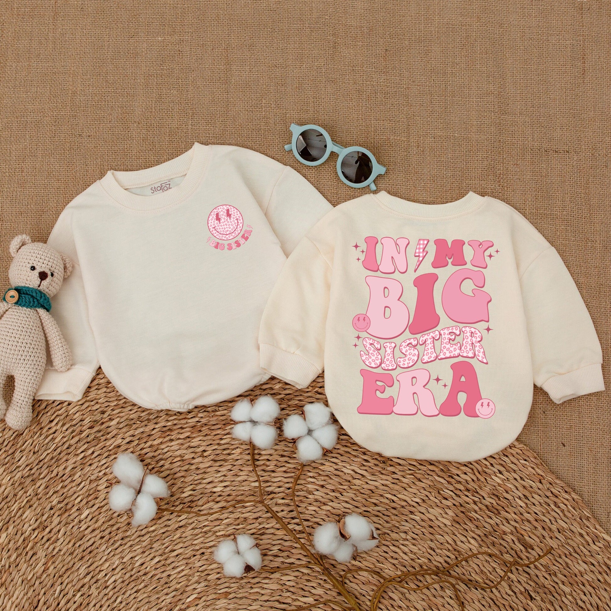 Big Sister Era Romper Set, Groovy Pink Smiley Face Outfit for Baby Girl, Retro Toddler Shirt Gift, 70s Style Bodysuit, Coming Home Outfit 135 chars
