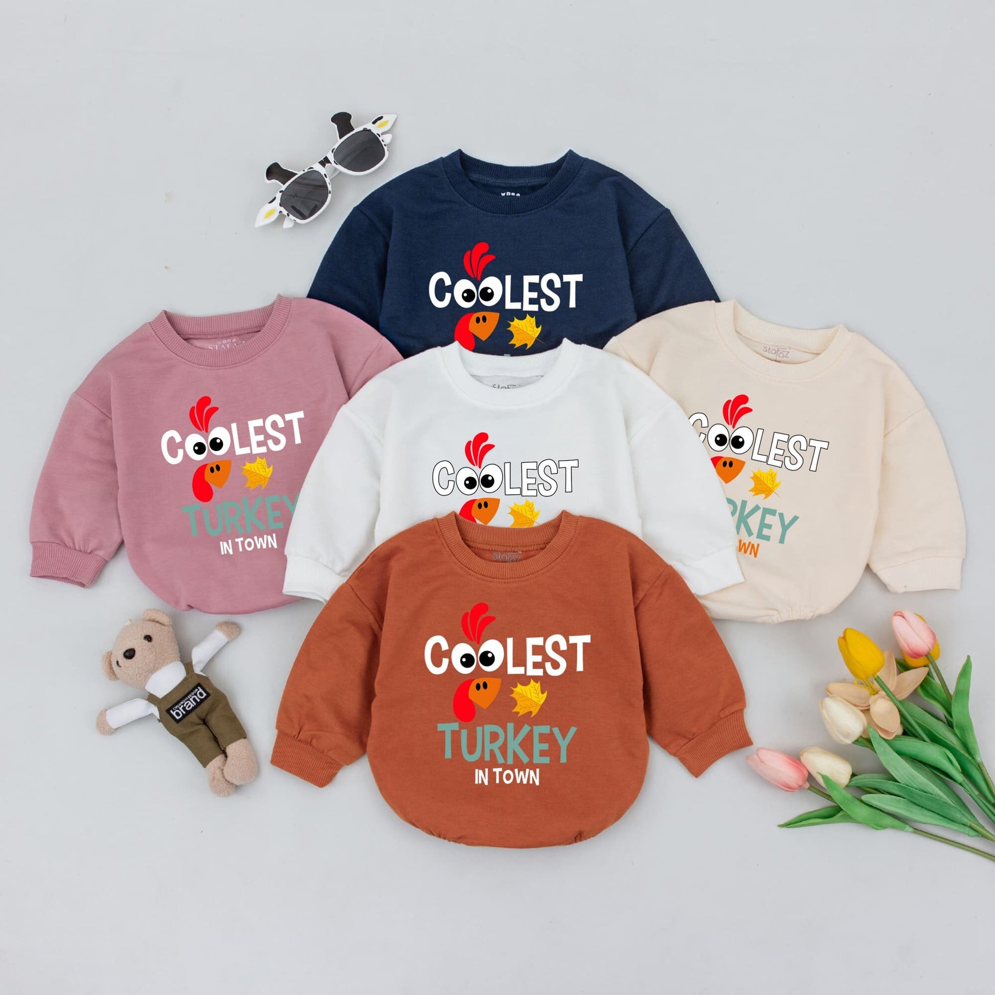 Retro Thanksgiving Baby Romper: Cute & Cozy Autumn Bodysuit Gift