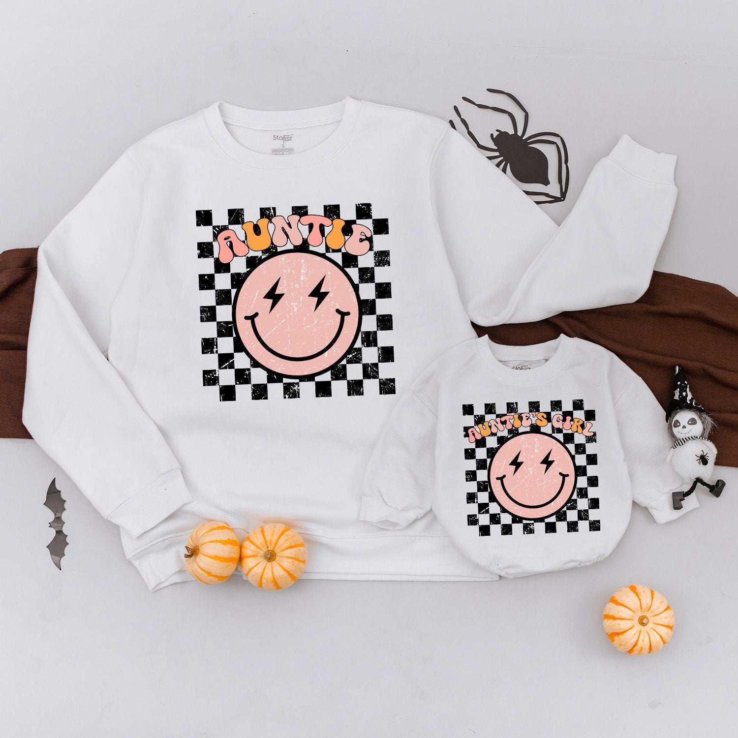 Auntie and Me Retro Smile Sweatshirts, Custom Family Gift Idea